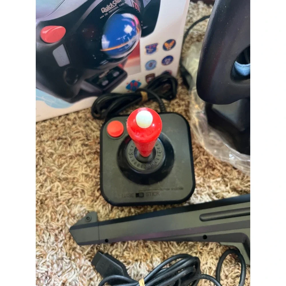 Sega Genesis Bundle QuickShot Aviator 3 Flight Yoke Wico Joystick Light Phaser